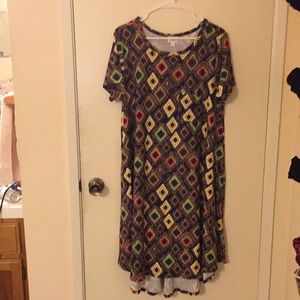 LULAROE CARLY-NEW WITHOUT TAGS